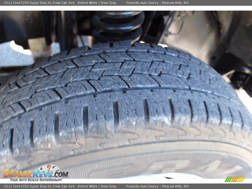 2011 Ford F250 Super Duty XL Crew Cab 4x4 Oxford White / Steel Gray Photo #19