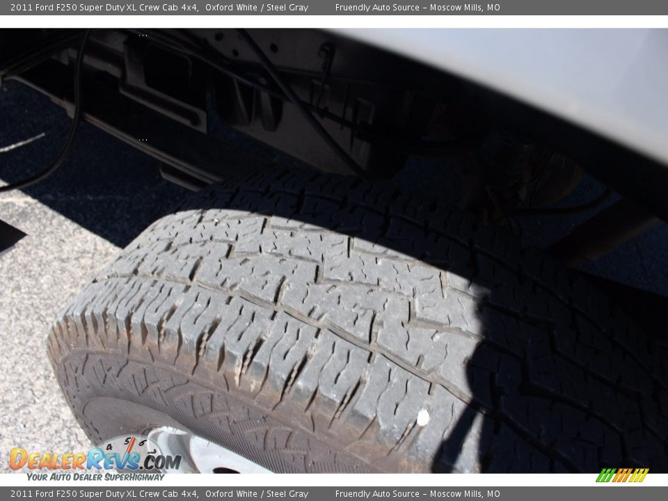 2011 Ford F250 Super Duty XL Crew Cab 4x4 Oxford White / Steel Gray Photo #20