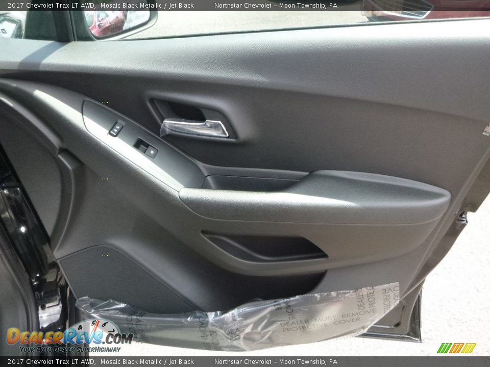 2017 Chevrolet Trax LT AWD Mosaic Black Metallic / Jet Black Photo #10