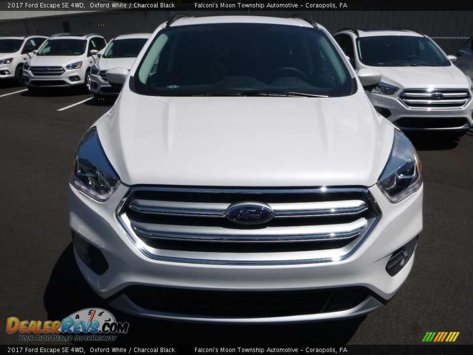 2017 Ford Escape SE 4WD Oxford White / Charcoal Black Photo #4