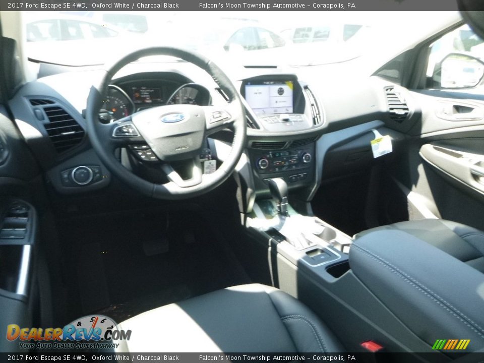 2017 Ford Escape SE 4WD Oxford White / Charcoal Black Photo #9