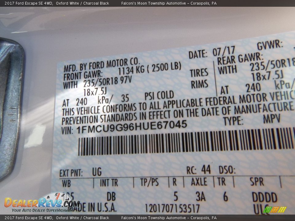 2017 Ford Escape SE 4WD Oxford White / Charcoal Black Photo #12