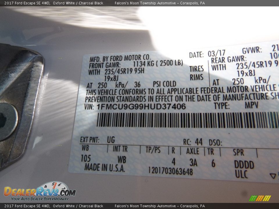 2017 Ford Escape SE 4WD Oxford White / Charcoal Black Photo #12