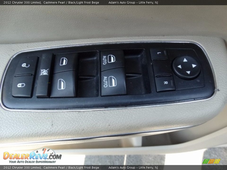 2012 Chrysler 300 Limited Cashmere Pearl / Black/Light Frost Beige Photo #9