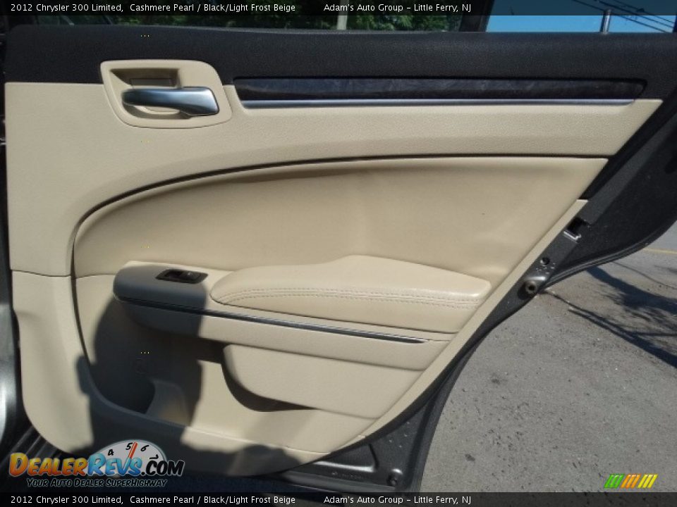 2012 Chrysler 300 Limited Cashmere Pearl / Black/Light Frost Beige Photo #12