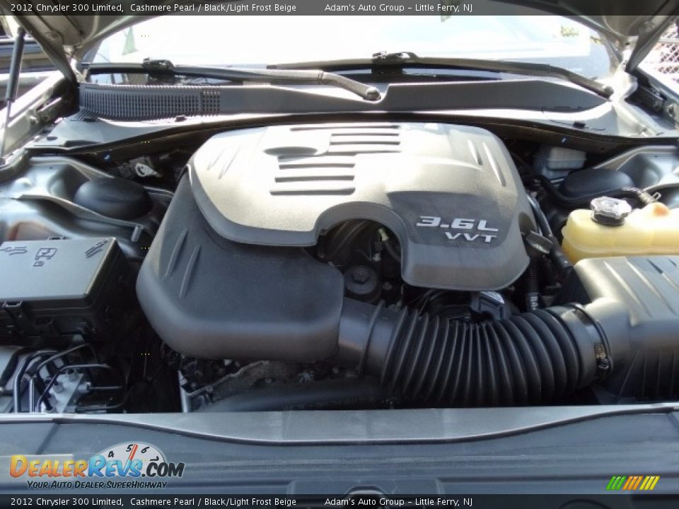 2012 Chrysler 300 Limited Cashmere Pearl / Black/Light Frost Beige Photo #27