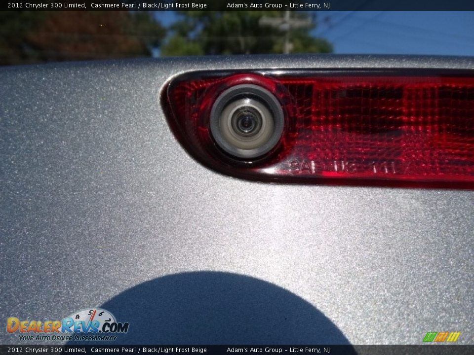 2012 Chrysler 300 Limited Cashmere Pearl / Black/Light Frost Beige Photo #29