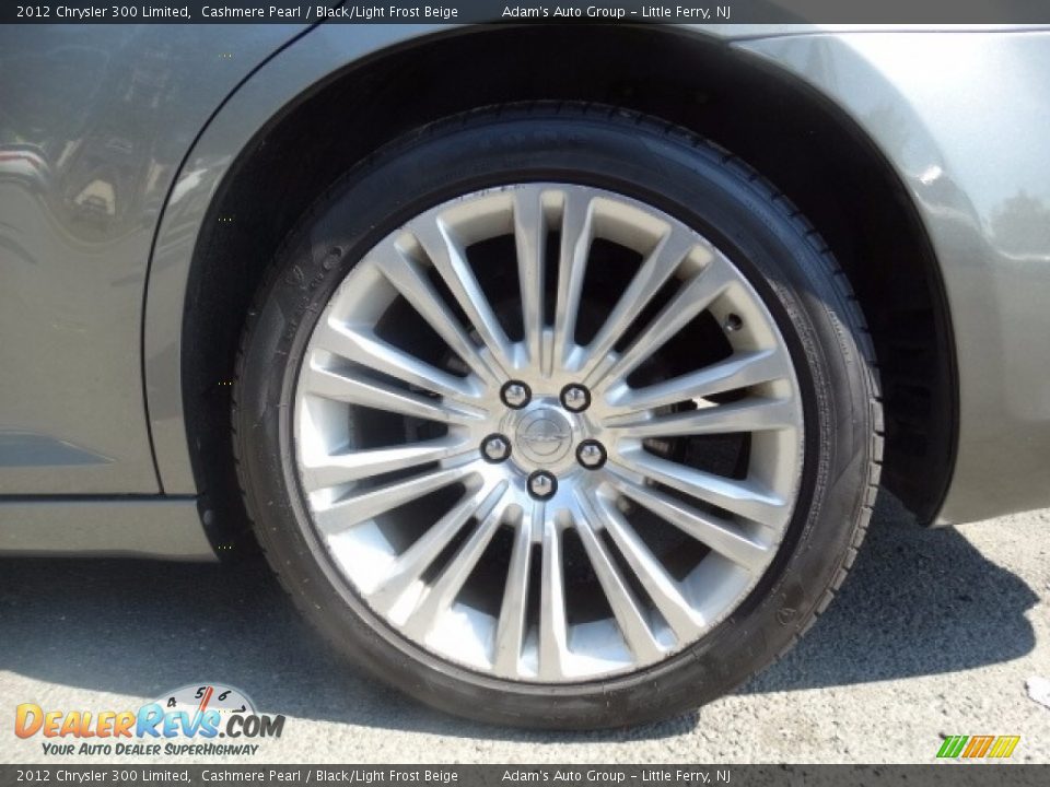 2012 Chrysler 300 Limited Cashmere Pearl / Black/Light Frost Beige Photo #30