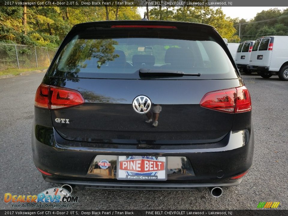 2017 Volkswagen Golf GTI 4-Door 2.0T S Deep Black Pearl / Titan Black Photo #6