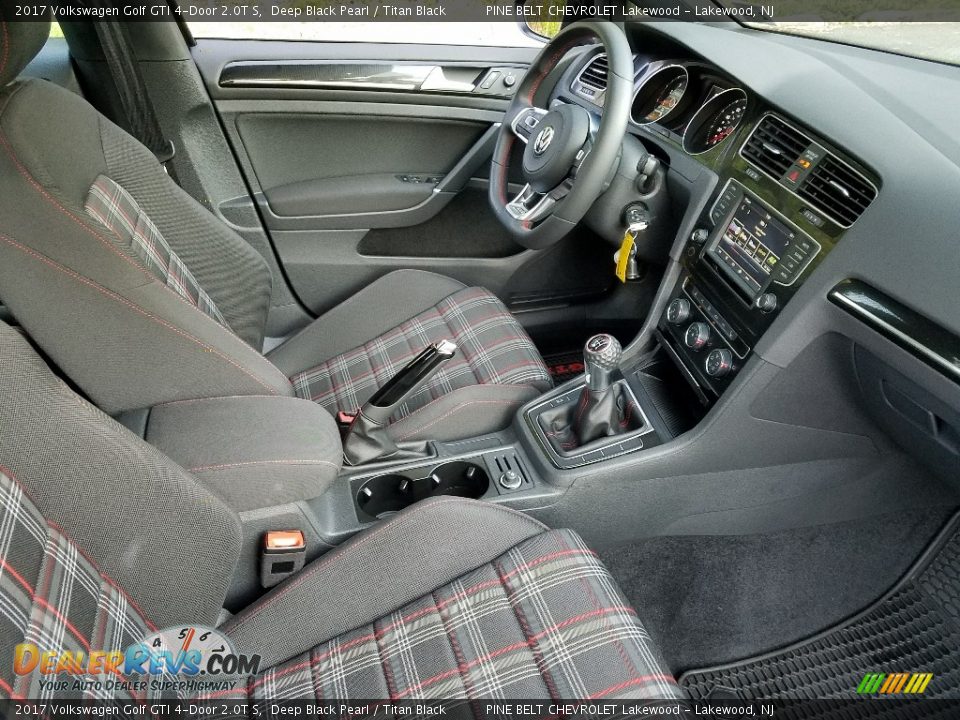 Front Seat of 2017 Volkswagen Golf GTI 4-Door 2.0T S Photo #11