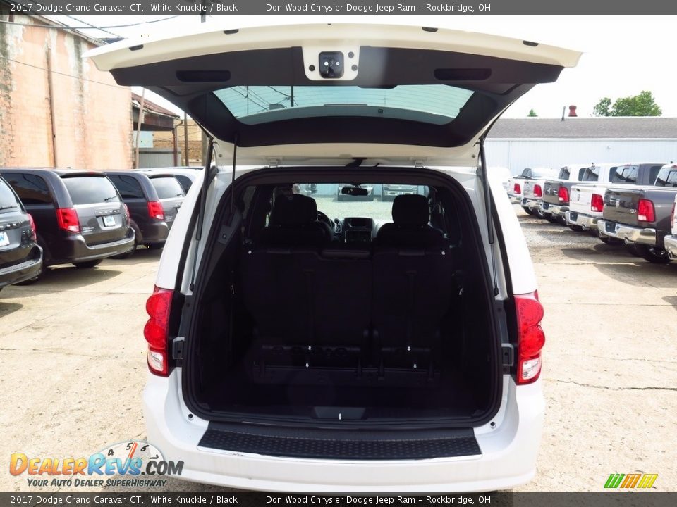 2017 Dodge Grand Caravan GT White Knuckle / Black Photo #16