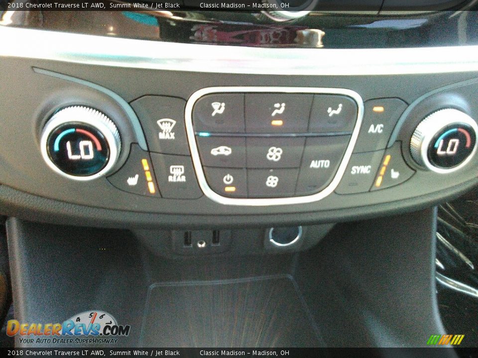 2018 Chevrolet Traverse LT AWD Summit White / Jet Black Photo #6