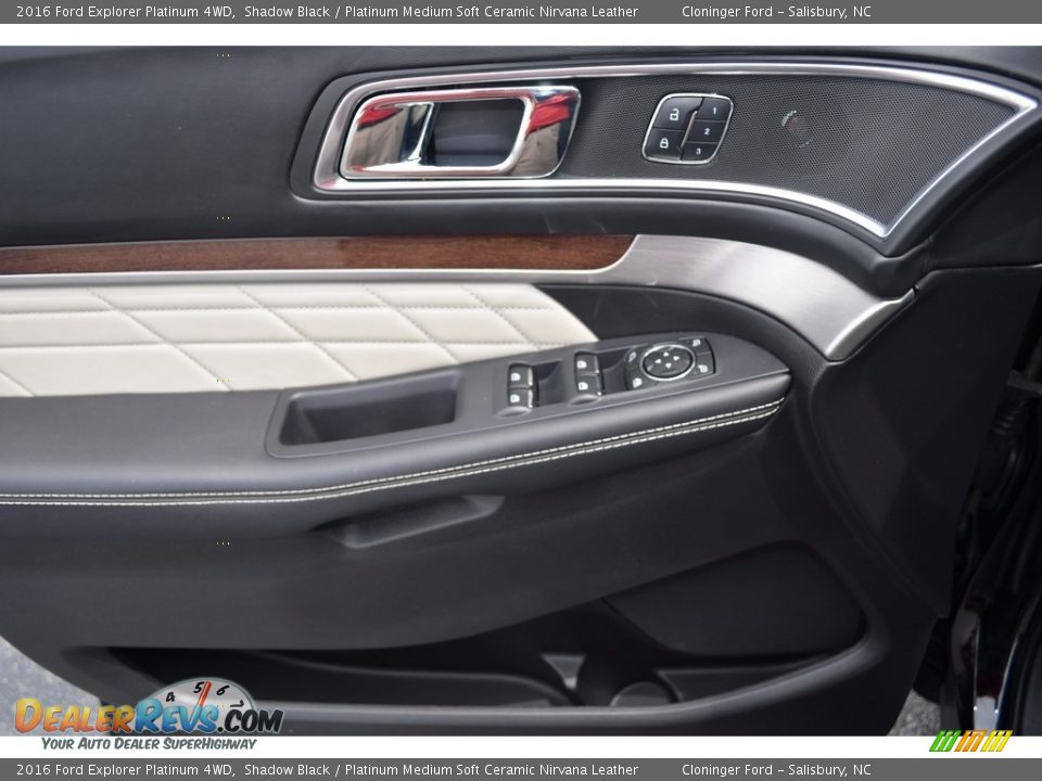 2016 Ford Explorer Platinum 4WD Shadow Black / Platinum Medium Soft Ceramic Nirvana Leather Photo #8