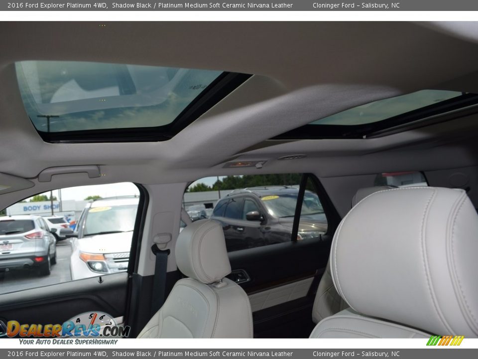 2016 Ford Explorer Platinum 4WD Shadow Black / Platinum Medium Soft Ceramic Nirvana Leather Photo #10