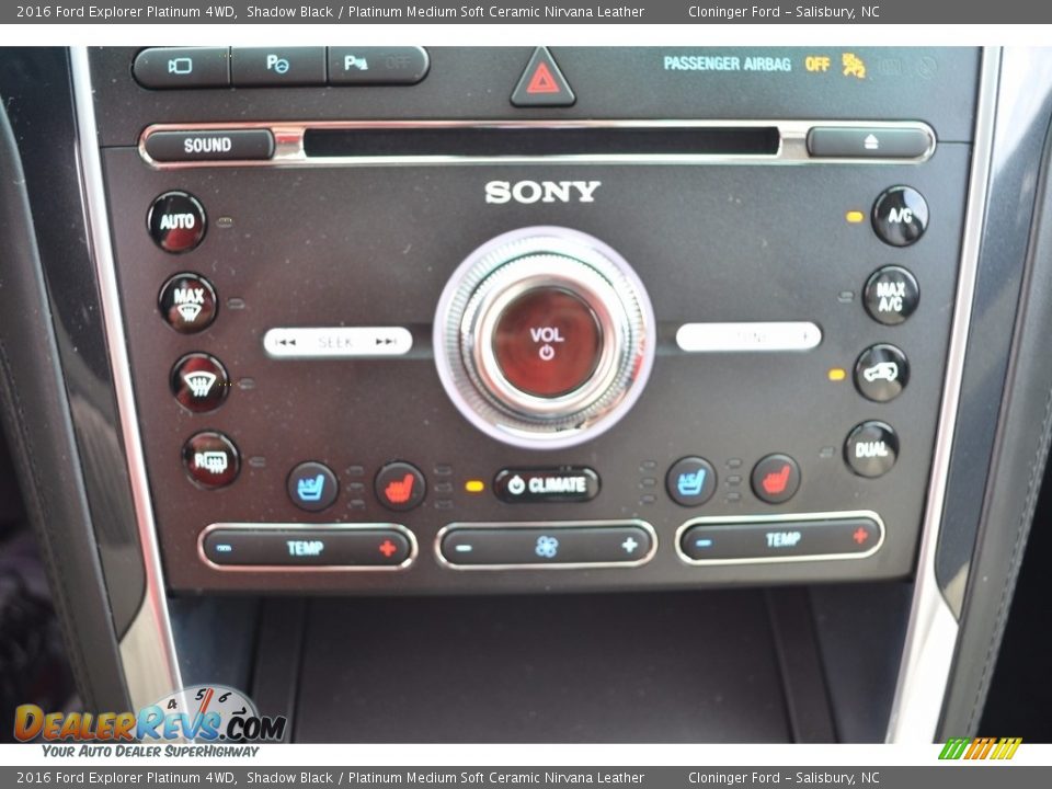 2016 Ford Explorer Platinum 4WD Shadow Black / Platinum Medium Soft Ceramic Nirvana Leather Photo #23