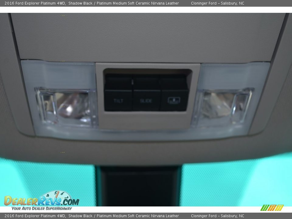 2016 Ford Explorer Platinum 4WD Shadow Black / Platinum Medium Soft Ceramic Nirvana Leather Photo #29