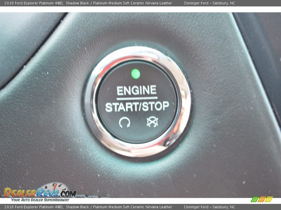 2016 Ford Explorer Platinum 4WD Shadow Black / Platinum Medium Soft Ceramic Nirvana Leather Photo #31