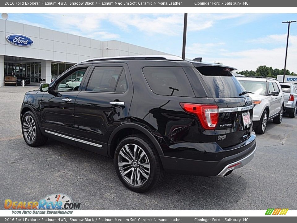 2016 Ford Explorer Platinum 4WD Shadow Black / Platinum Medium Soft Ceramic Nirvana Leather Photo #33