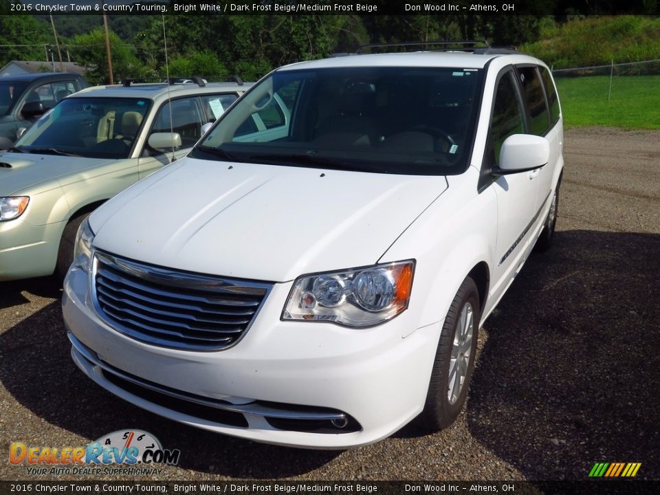 2016 Chrysler Town & Country Touring Bright White / Dark Frost Beige/Medium Frost Beige Photo #3
