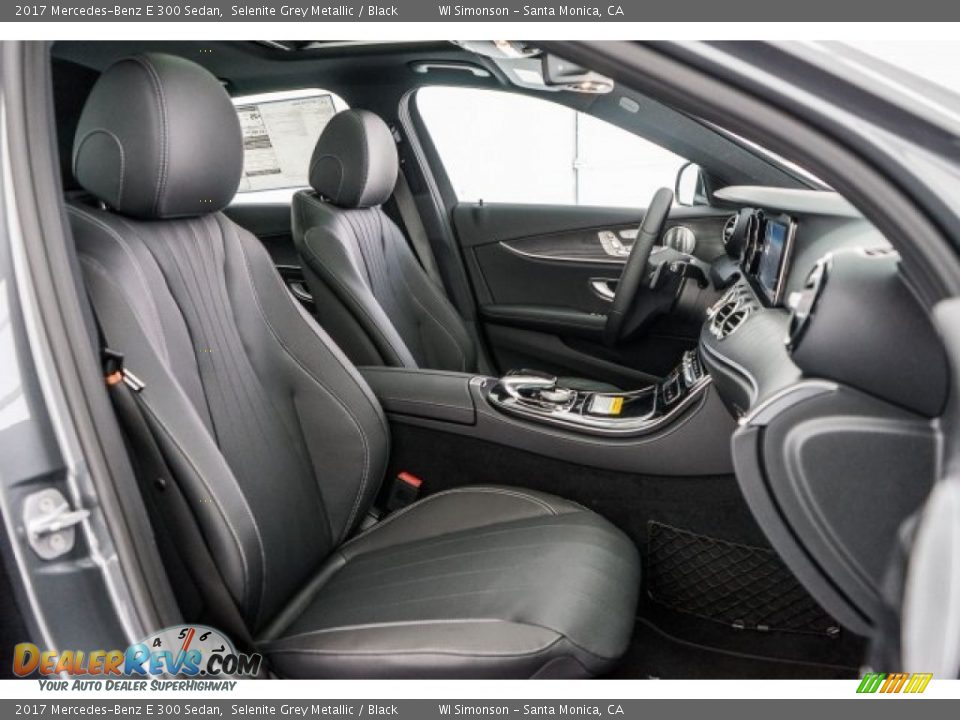 2017 Mercedes-Benz E 300 Sedan Selenite Grey Metallic / Black Photo #2