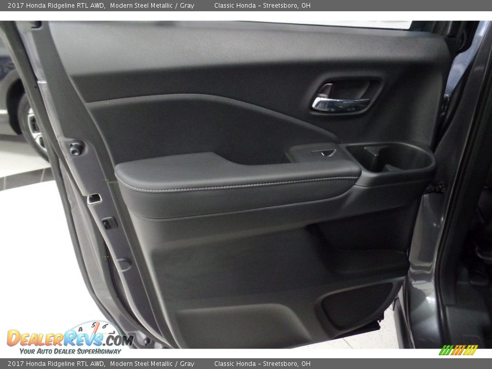 2017 Honda Ridgeline RTL AWD Modern Steel Metallic / Gray Photo #6