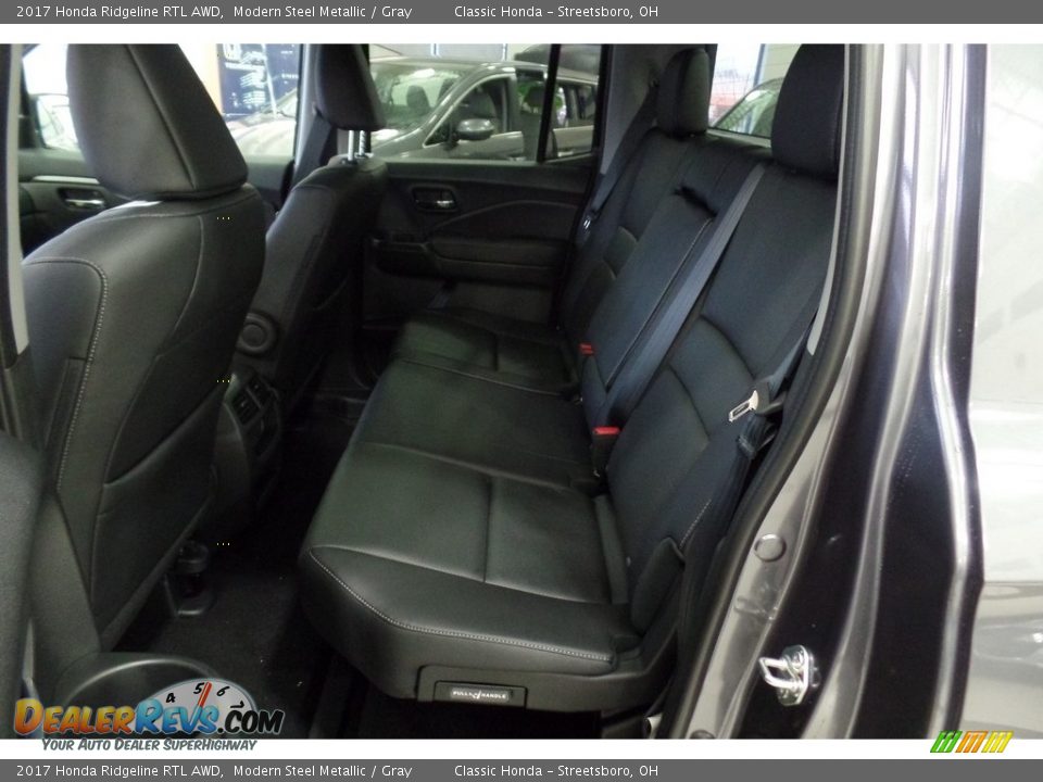 2017 Honda Ridgeline RTL AWD Modern Steel Metallic / Gray Photo #9