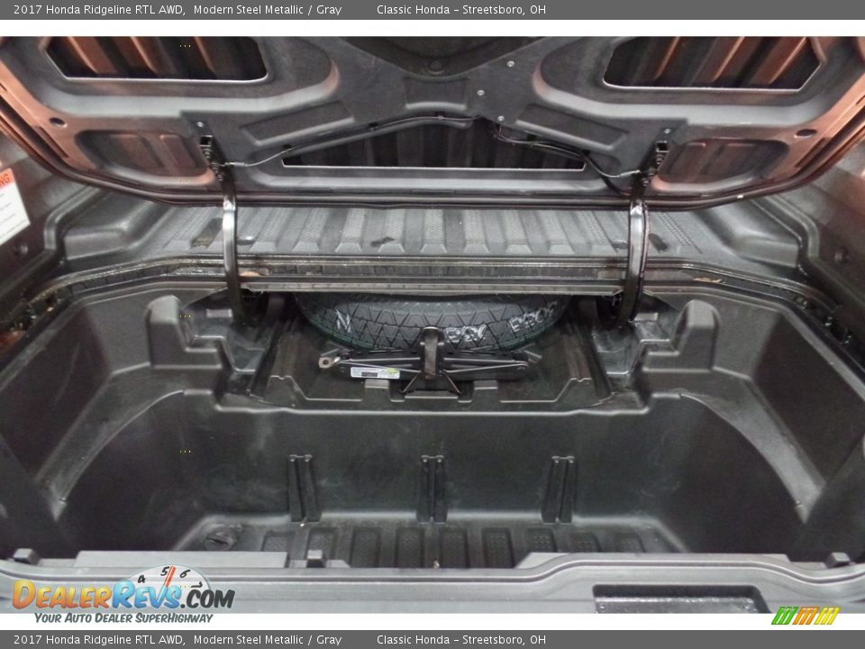 2017 Honda Ridgeline RTL AWD Modern Steel Metallic / Gray Photo #15