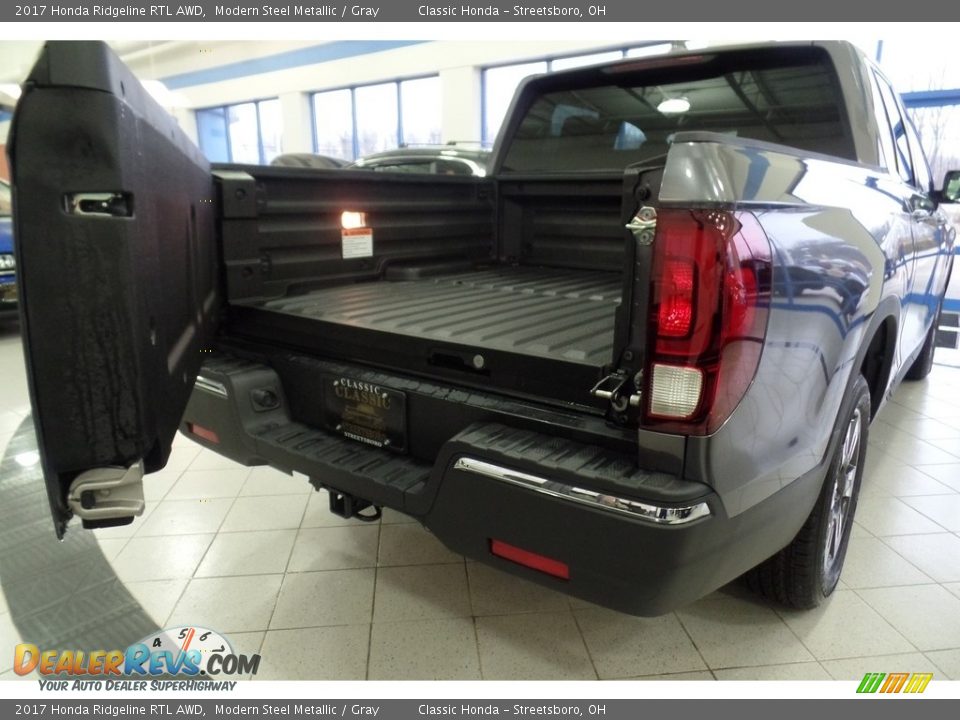 2017 Honda Ridgeline RTL AWD Modern Steel Metallic / Gray Photo #16