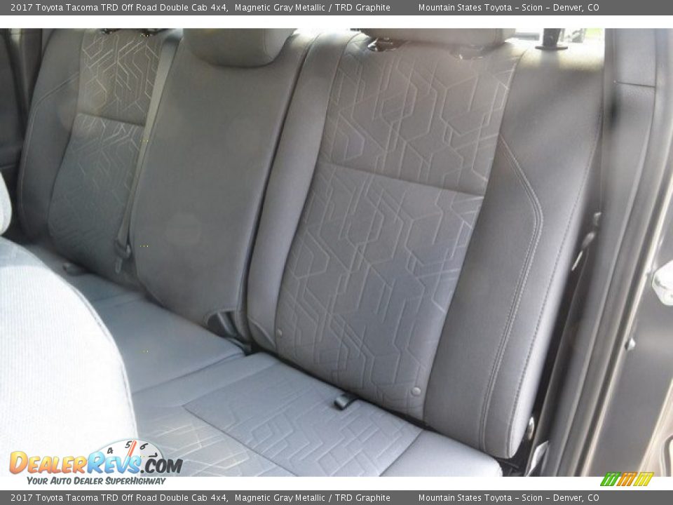 2017 Toyota Tacoma TRD Off Road Double Cab 4x4 Magnetic Gray Metallic / TRD Graphite Photo #7