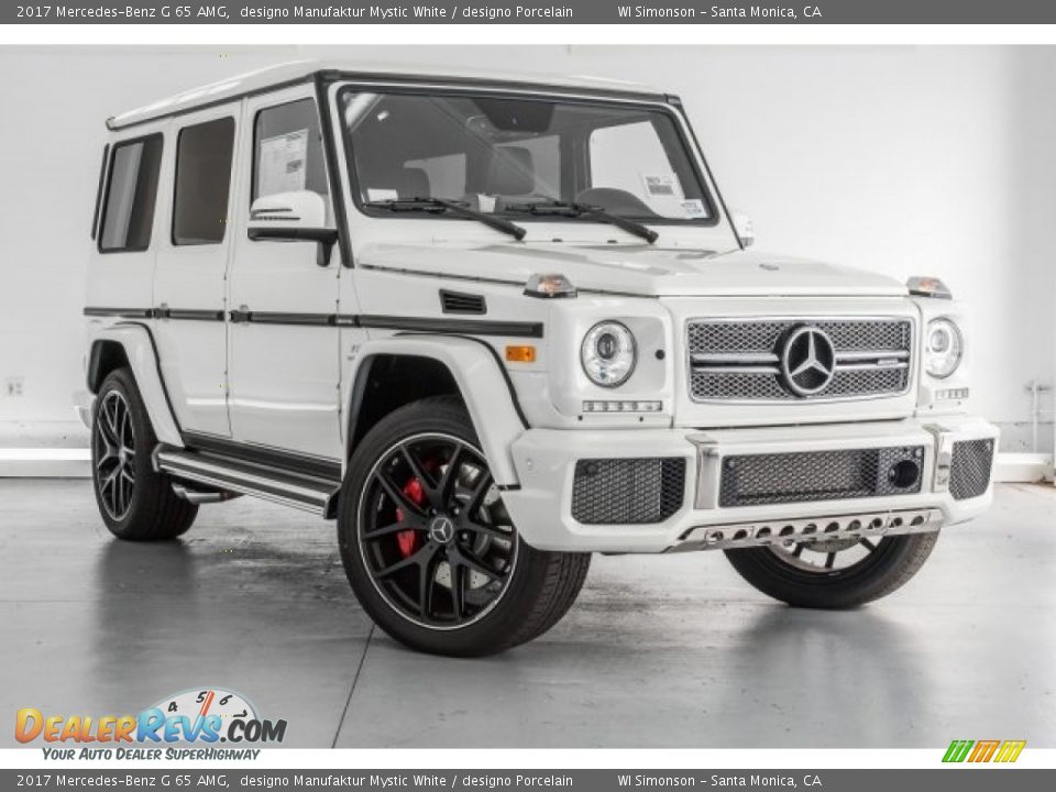 Front 3/4 View of 2017 Mercedes-Benz G 65 AMG Photo #12
