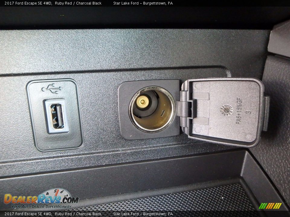 2017 Ford Escape SE 4WD Ruby Red / Charcoal Black Photo #15