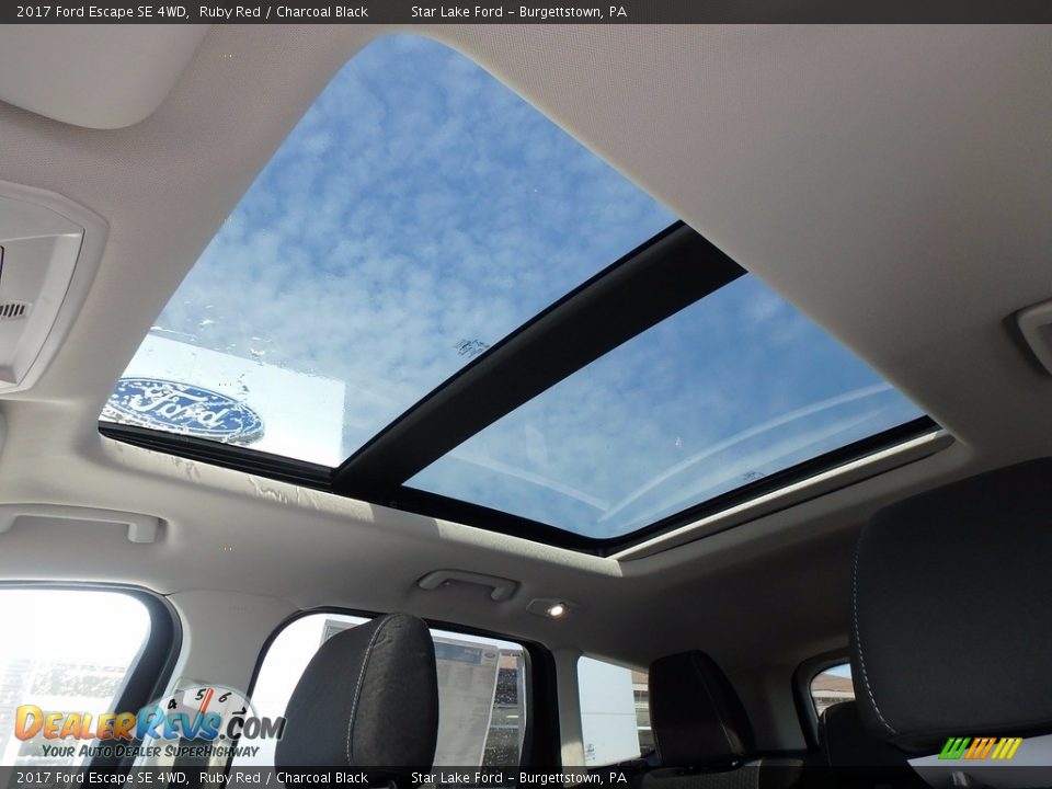 2017 Ford Escape SE 4WD Ruby Red / Charcoal Black Photo #19