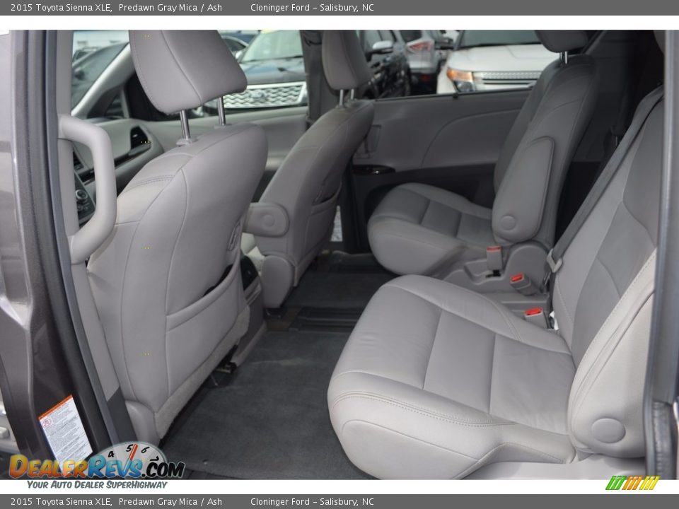 2015 Toyota Sienna XLE Predawn Gray Mica / Ash Photo #11