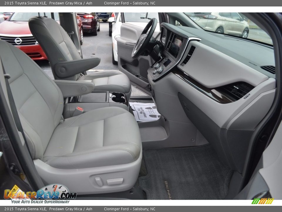 2015 Toyota Sienna XLE Predawn Gray Mica / Ash Photo #17