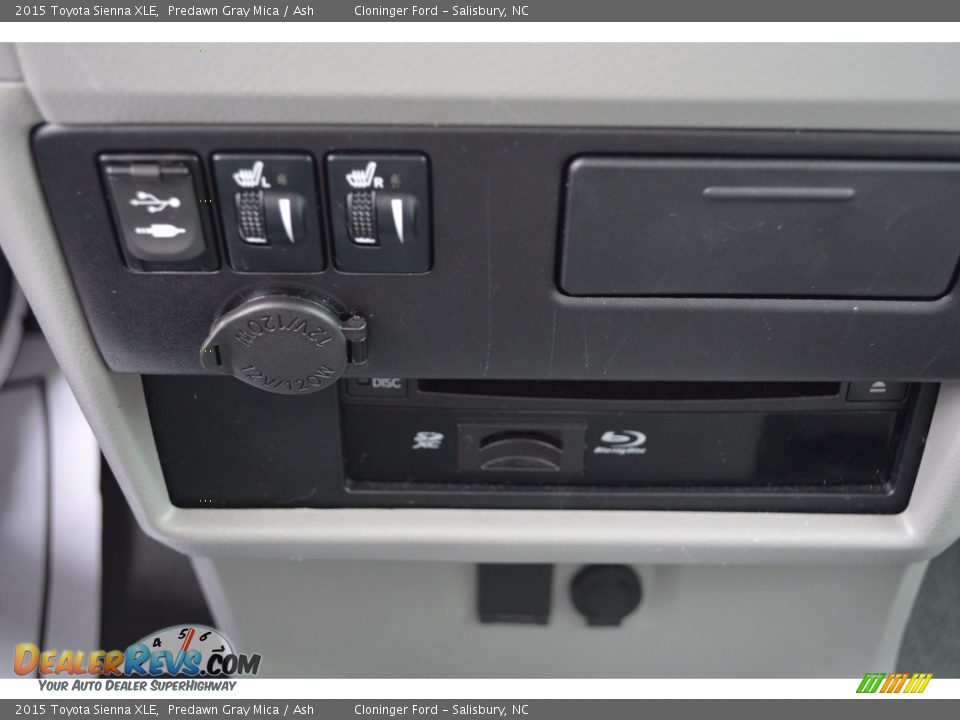 2015 Toyota Sienna XLE Predawn Gray Mica / Ash Photo #24