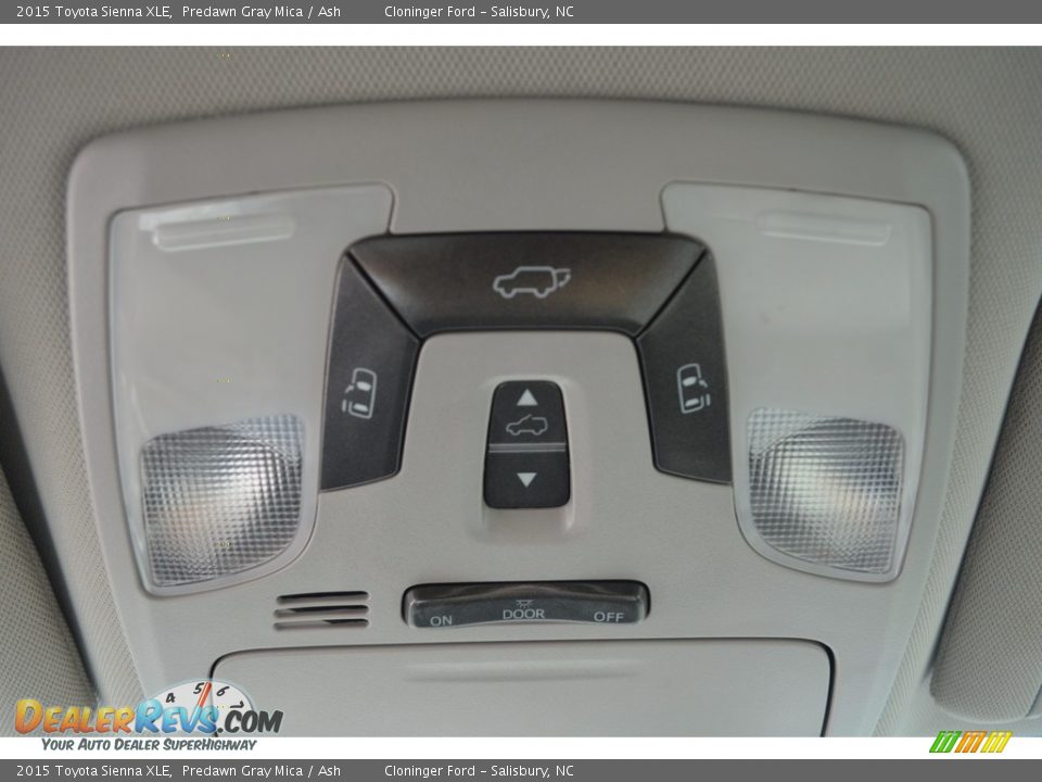 2015 Toyota Sienna XLE Predawn Gray Mica / Ash Photo #30