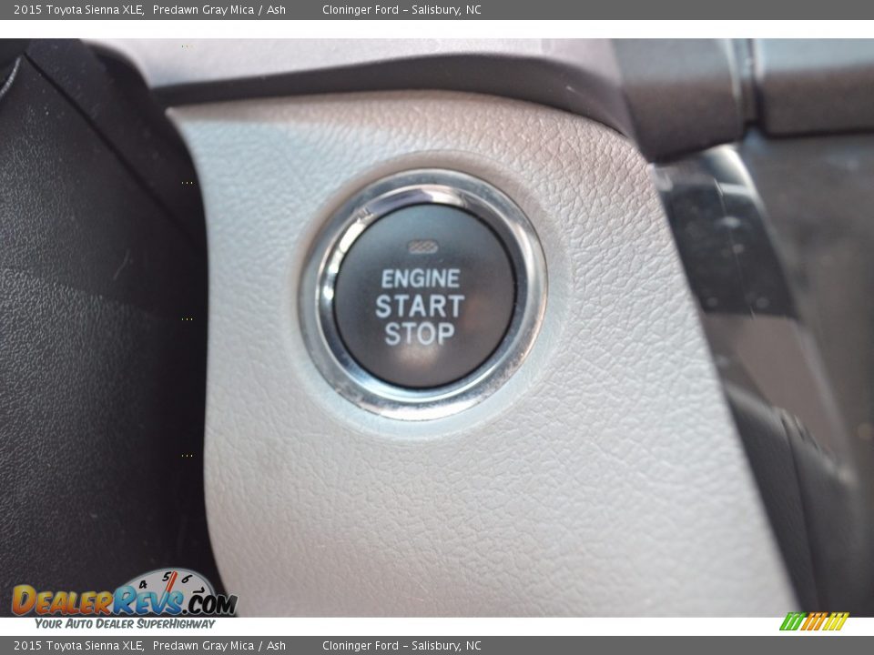 2015 Toyota Sienna XLE Predawn Gray Mica / Ash Photo #31