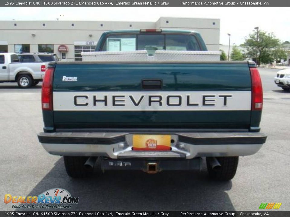 1995 Chevrolet C/K K1500 Silverado Z71 Extended Cab 4x4 Emerald Green Metallic / Gray Photo #4