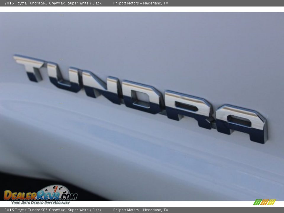 2016 Toyota Tundra SR5 CrewMax Super White / Black Photo #12