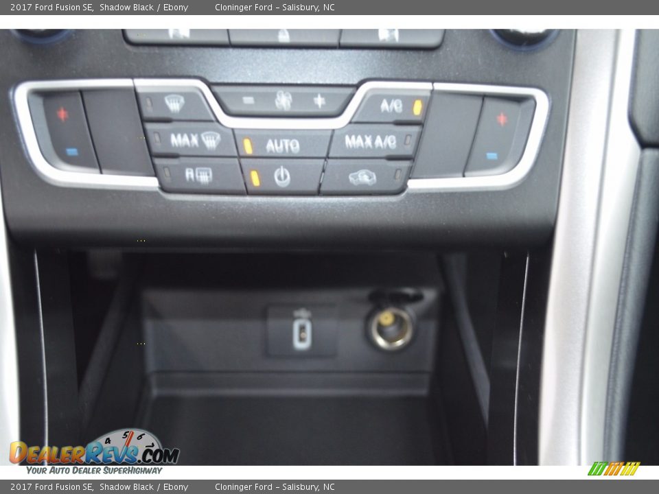 2017 Ford Fusion SE Shadow Black / Ebony Photo #14
