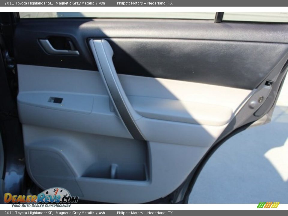 2011 Toyota Highlander SE Magnetic Gray Metallic / Ash Photo #34