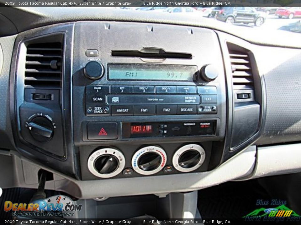 2009 Toyota Tacoma Regular Cab 4x4 Super White / Graphite Gray Photo #17