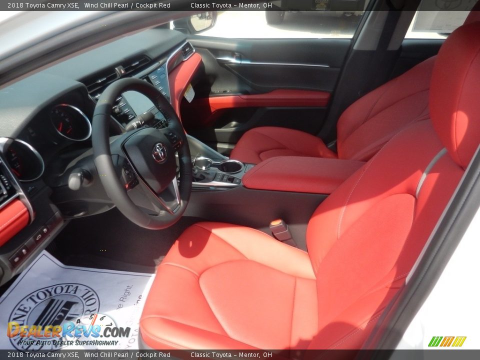 2018 Toyota Camry XSE Wind Chill Pearl / Cockpit Red Photo #3