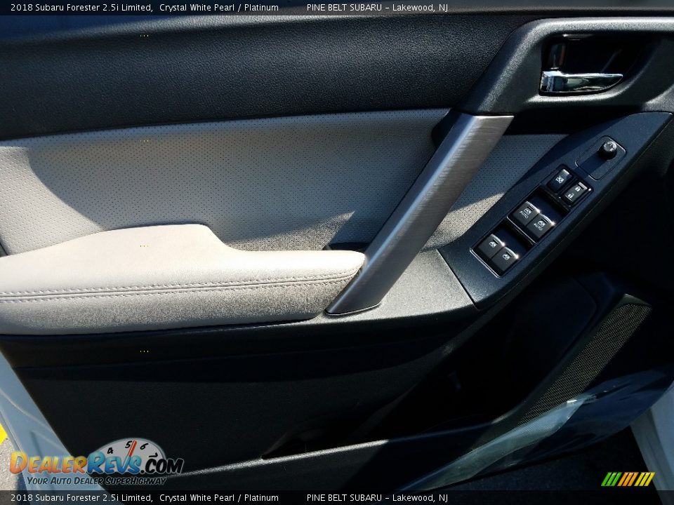 2018 Subaru Forester 2.5i Limited Crystal White Pearl / Platinum Photo #8