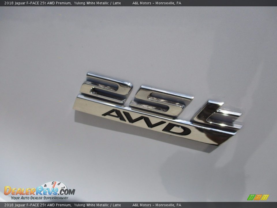 2018 Jaguar F-PACE 25t AWD Premium Yulong White Metallic / Latte Photo #5