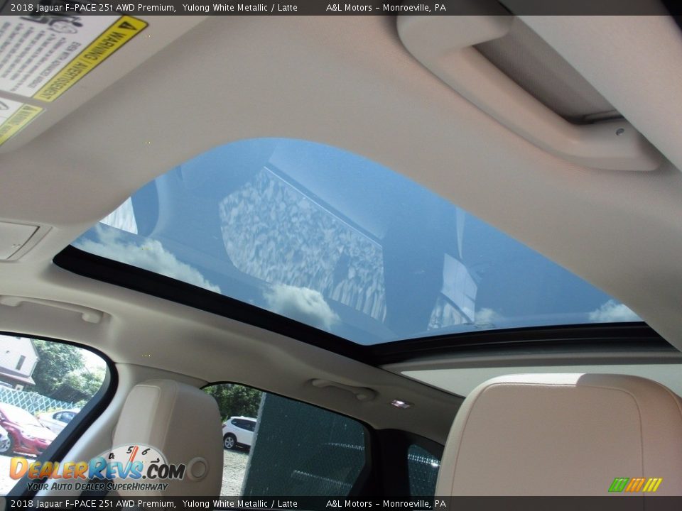 2018 Jaguar F-PACE 25t AWD Premium Yulong White Metallic / Latte Photo #10