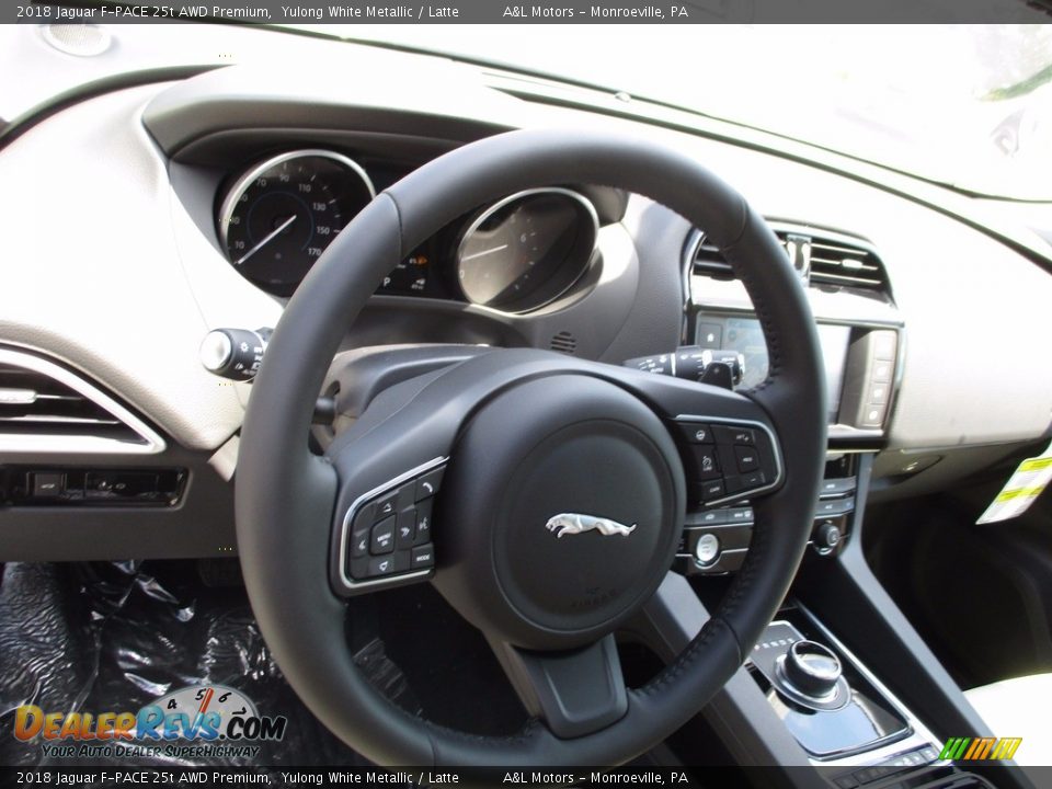 2018 Jaguar F-PACE 25t AWD Premium Yulong White Metallic / Latte Photo #11
