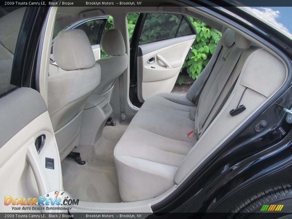 2009 Toyota Camry LE Black / Bisque Photo #23