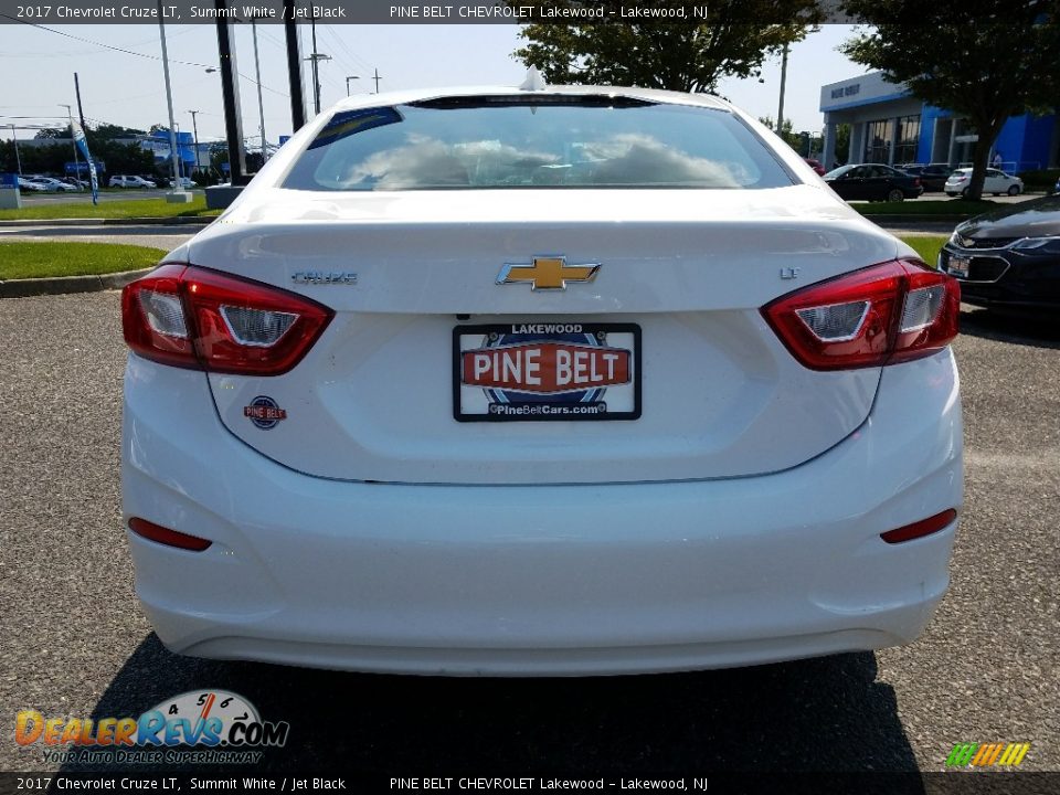 2017 Chevrolet Cruze LT Summit White / Jet Black Photo #6