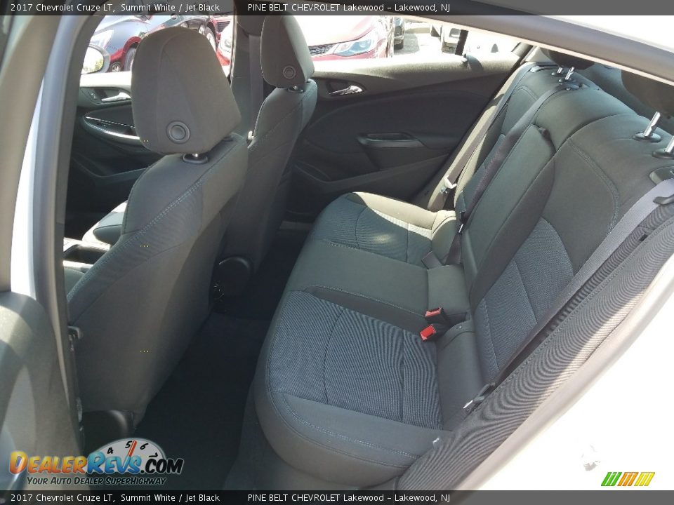 2017 Chevrolet Cruze LT Summit White / Jet Black Photo #7